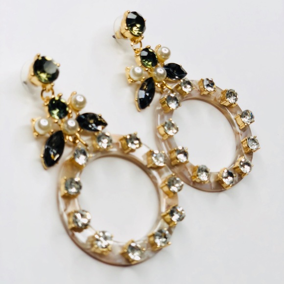 Marjorie Cream Circle Dangle Crystal Earrings Gorg - Picture 6 of 7